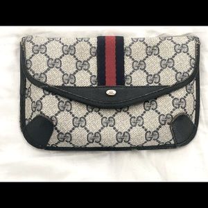 Authentic Vintage 80s Rare Gucci GG Clutch